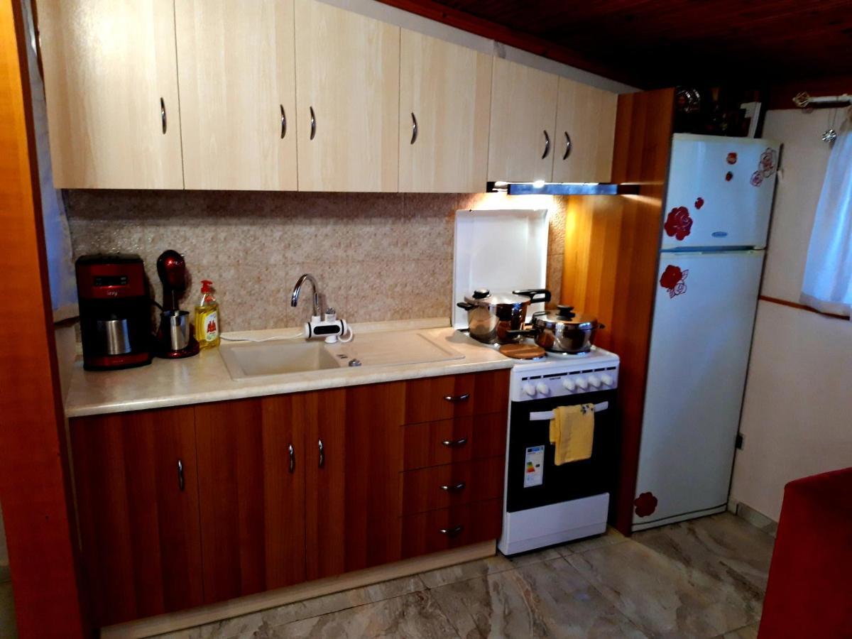 Handmade Peaceful Cozy House Near The Beach Nea Kallikrateia Exteriör bild