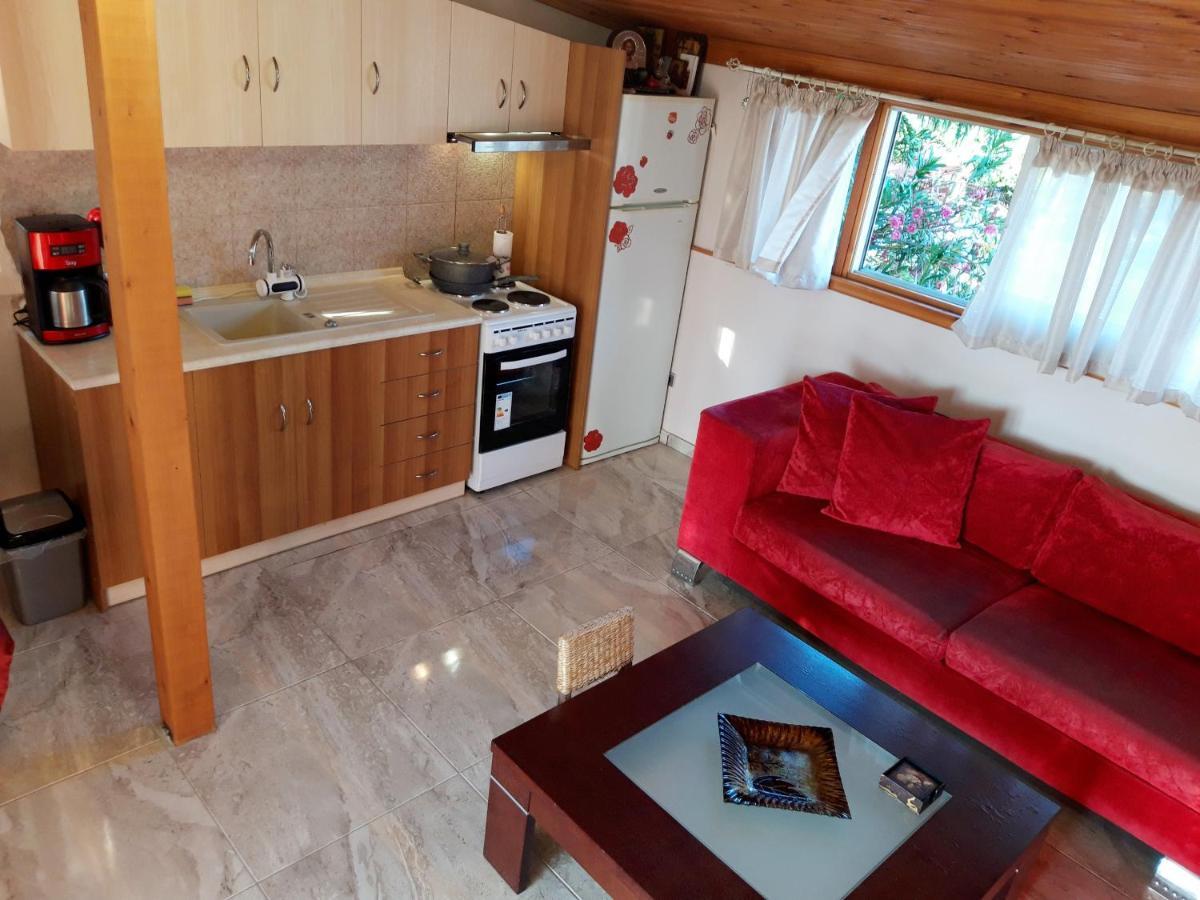 Handmade Peaceful Cozy House Near The Beach Nea Kallikrateia Exteriör bild