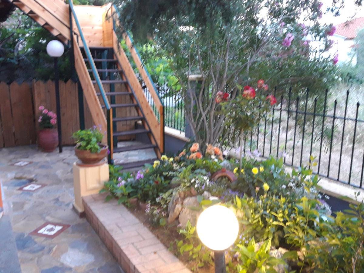 Handmade Peaceful Cozy House Near The Beach Nea Kallikrateia Exteriör bild